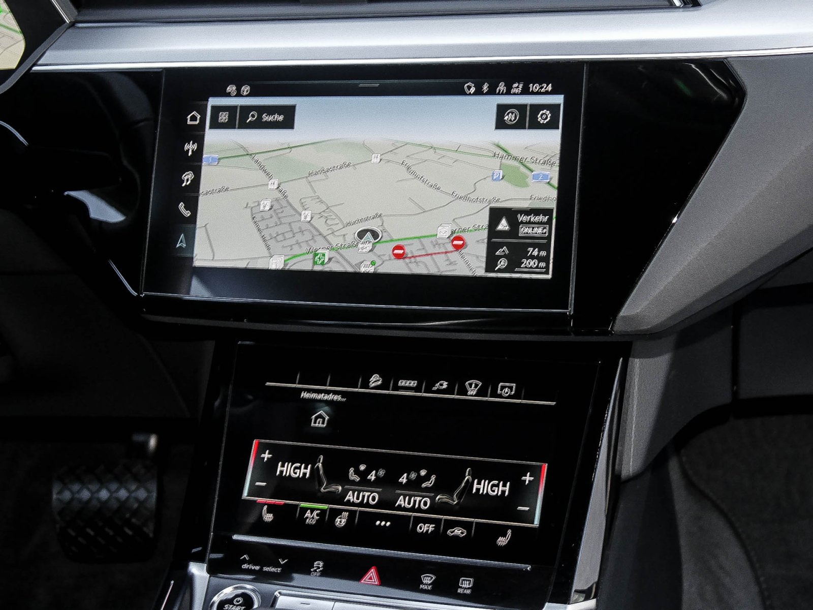 Audi Q8 e-tron Sportback 55 quattro advanced LM20 AHK