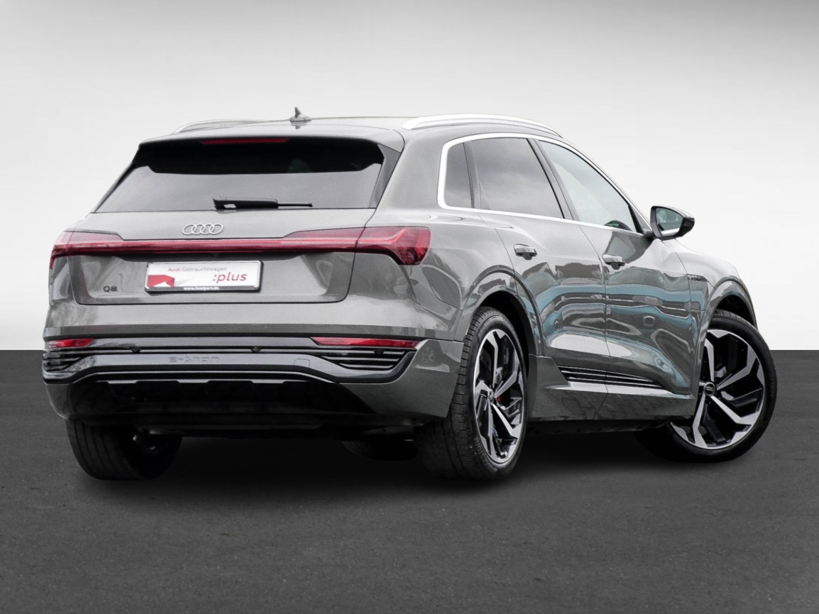 Audi Q8 e-tron 55 quattro advanced NAVI+ LM21 MATRIX