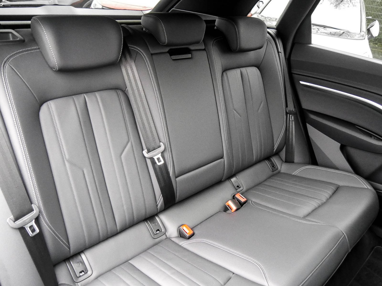 Audi Q8 e-tron 55 quattro advanced NAVI+ LM21 MATRIX