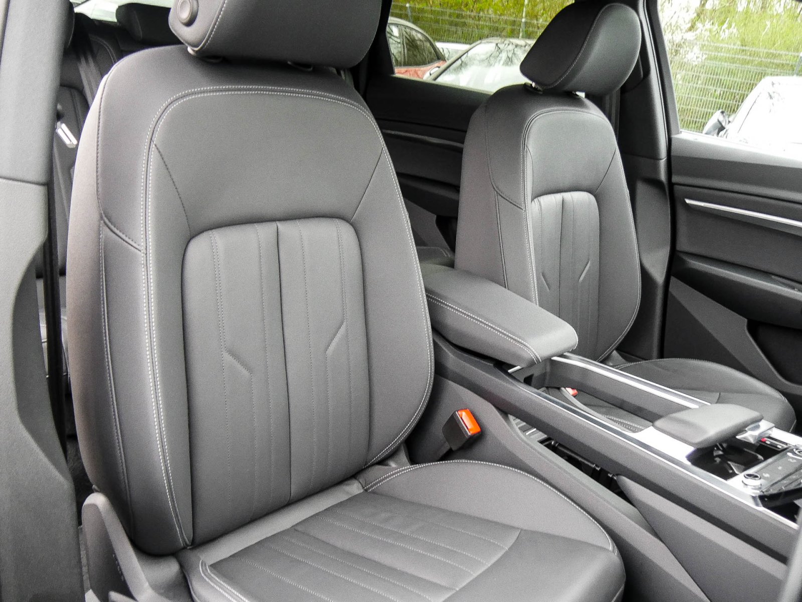 Audi Q8 e-tron 55 quattro advanced NAVI+ LM21 MATRIX