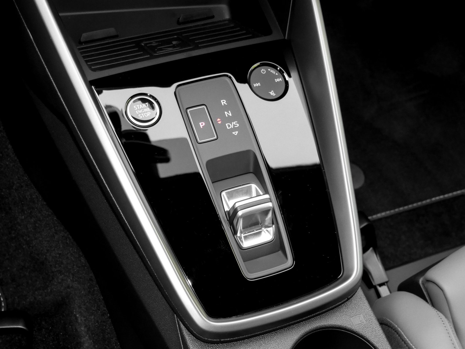 Audi A3 Sportback 45 HYBRID S LINE BLACKPAK NAVI+ ACC
