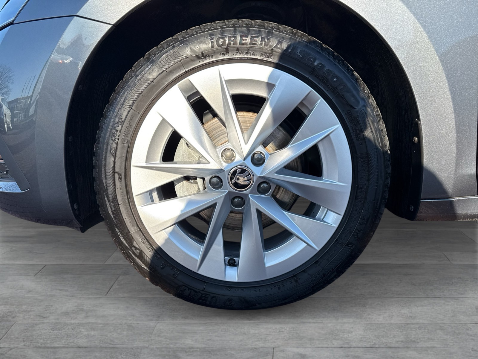 Skoda Octavia Combi 1.5 e-TEC STYLE AHK CARPLAY SITZHEIZUNG