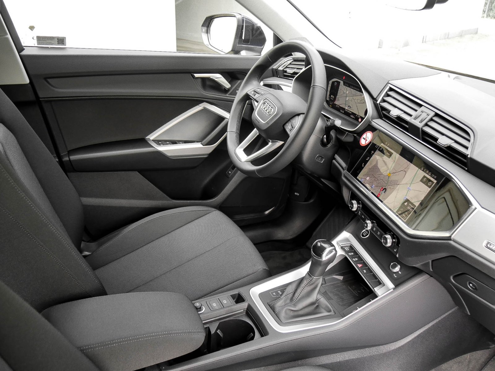 Audi Q3 Sportback 35 S LINE NAVI+ ACC LM18 ACC