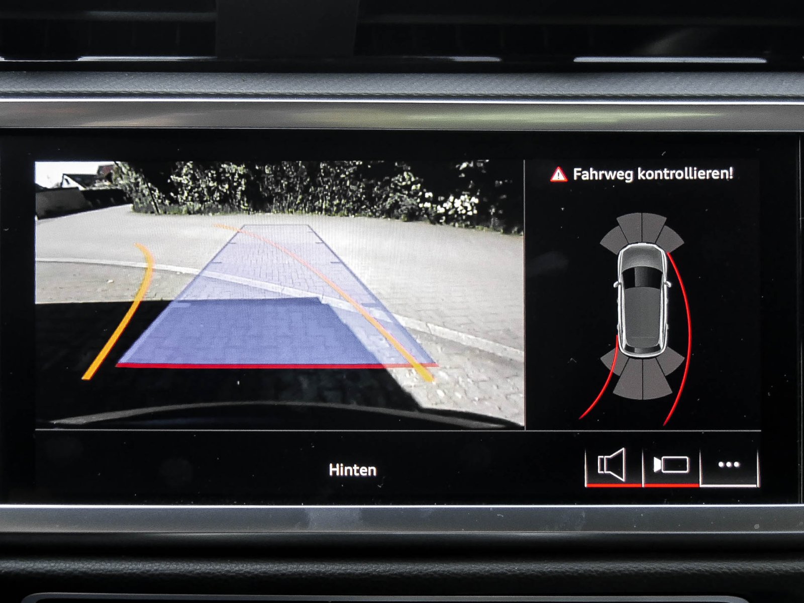Audi Q3 35 S LINE NAVI+ CAM ACC SITZHEIZUNG