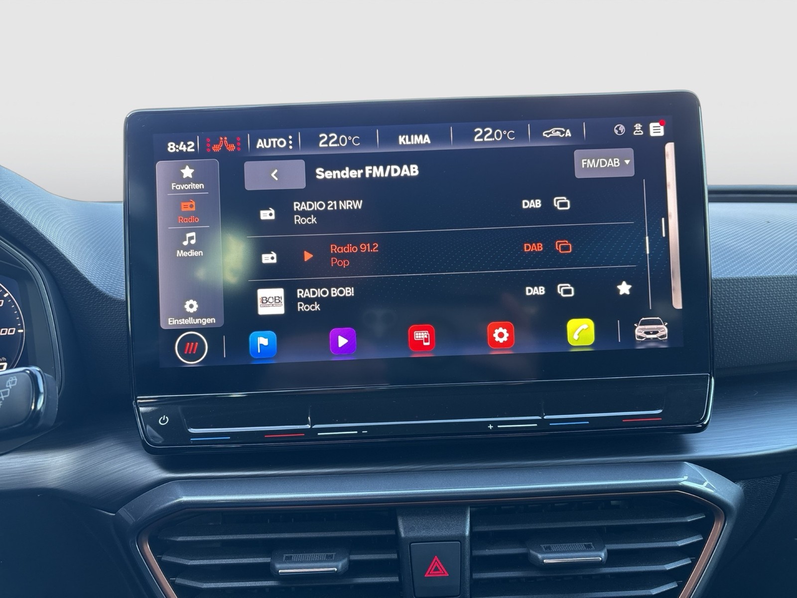 Cupra Leon ST 1.4 HYBRID AHK LM18 NAVI CARPLAY SITZHZ.