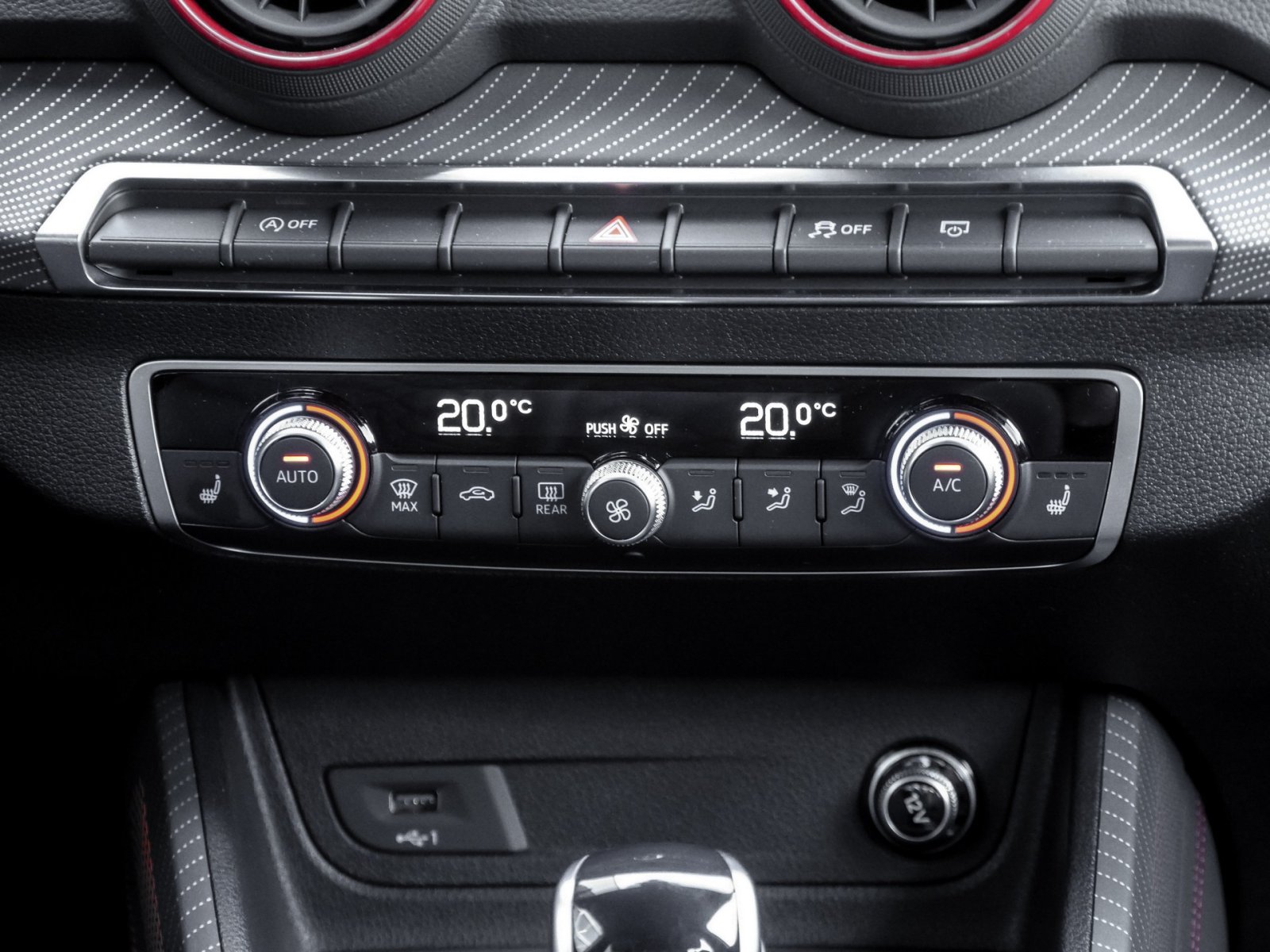 Audi Q2 30 S LINE BLACKPAK NAVI+ AHK VIRTUAL COCKPIT