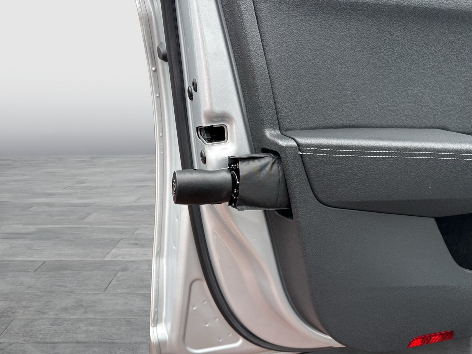 Skoda Superb Combi 2.0 STYLE STANDHZ. AHK eSITZE MATRIX