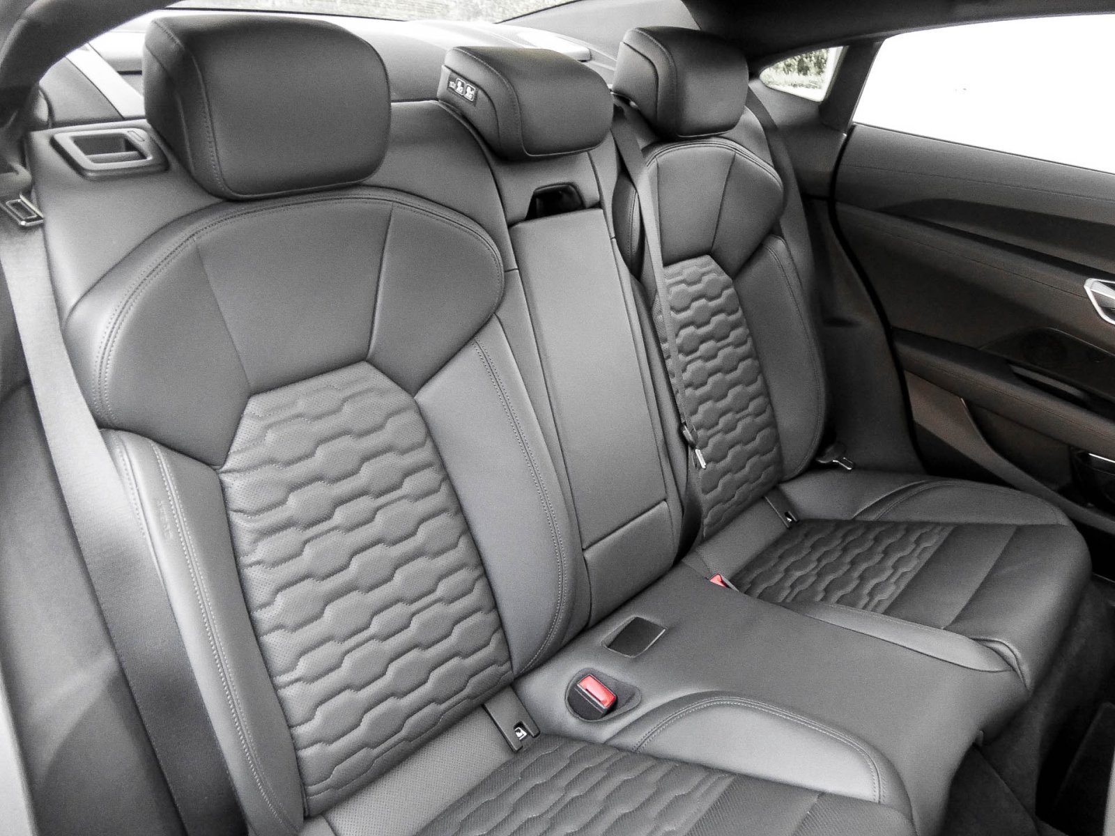 Audi e-tron GT quattro BLACKPAK B&O PANO LM21 HEADUP