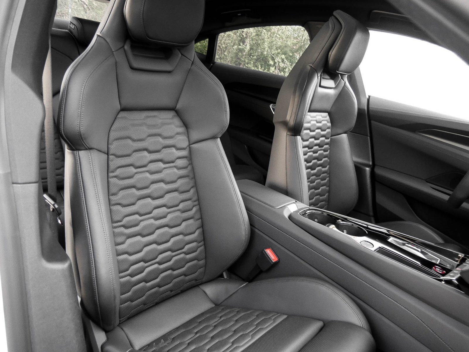 Audi e-tron GT quattro BLACKPAK B&O PANO LM21 HEADUP