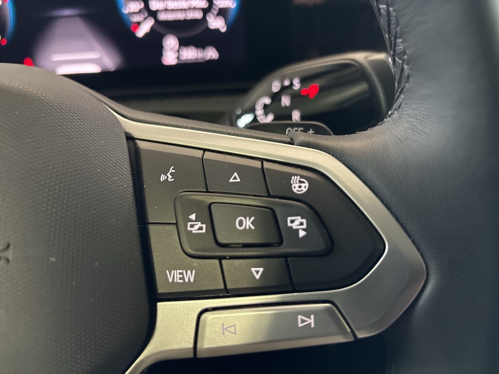 Volkswagen Tiguan 2.0 GOAL 4X4 AHK 360°CAM ACC NAVI CARPLAY