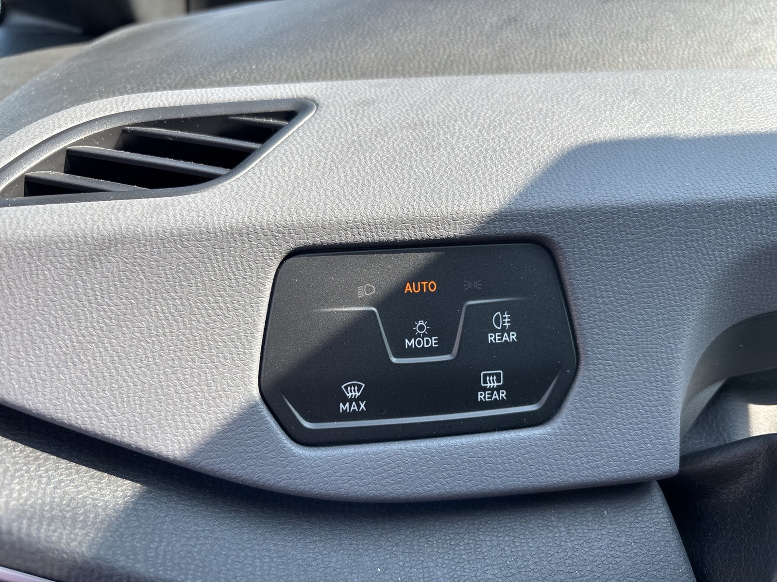 Volkswagen ID.3 PRO ACC LM19 NAVI CARPLAY KEYLESS-GO SITZHZ