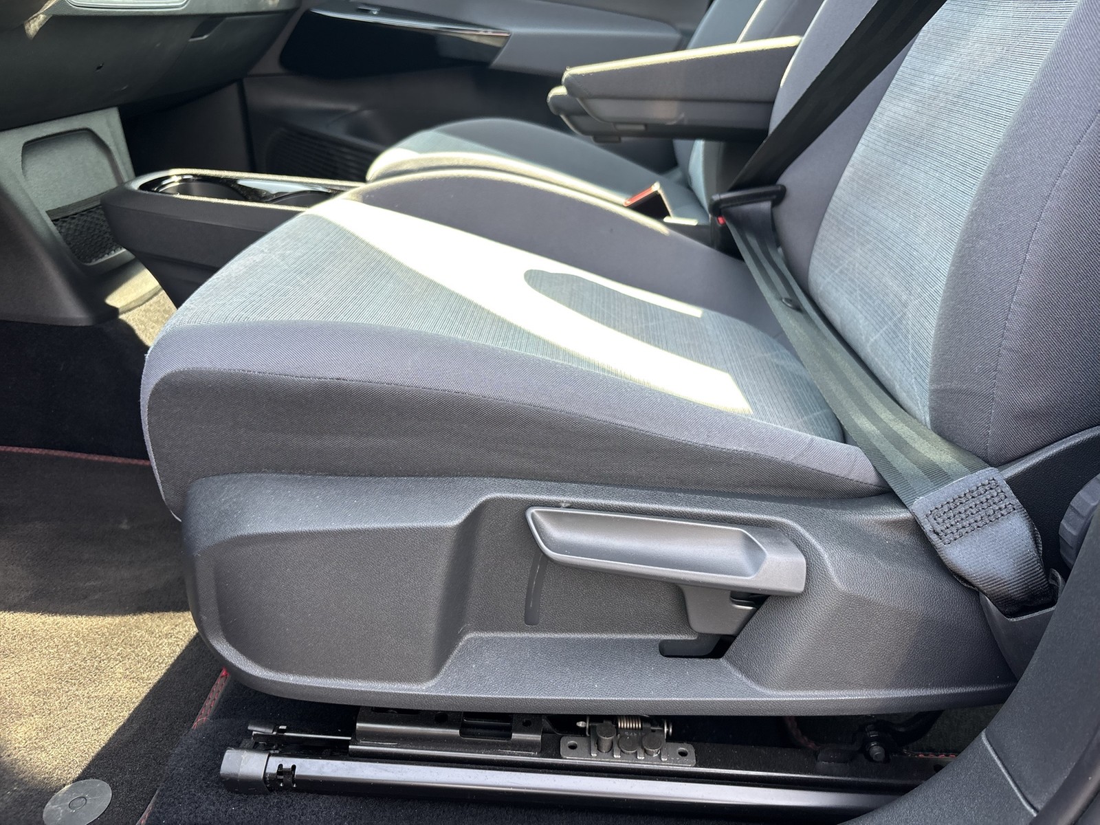 Volkswagen ID.3 PRO ACC LM19 NAVI CARPLAY KEYLESS-GO SITZHZ