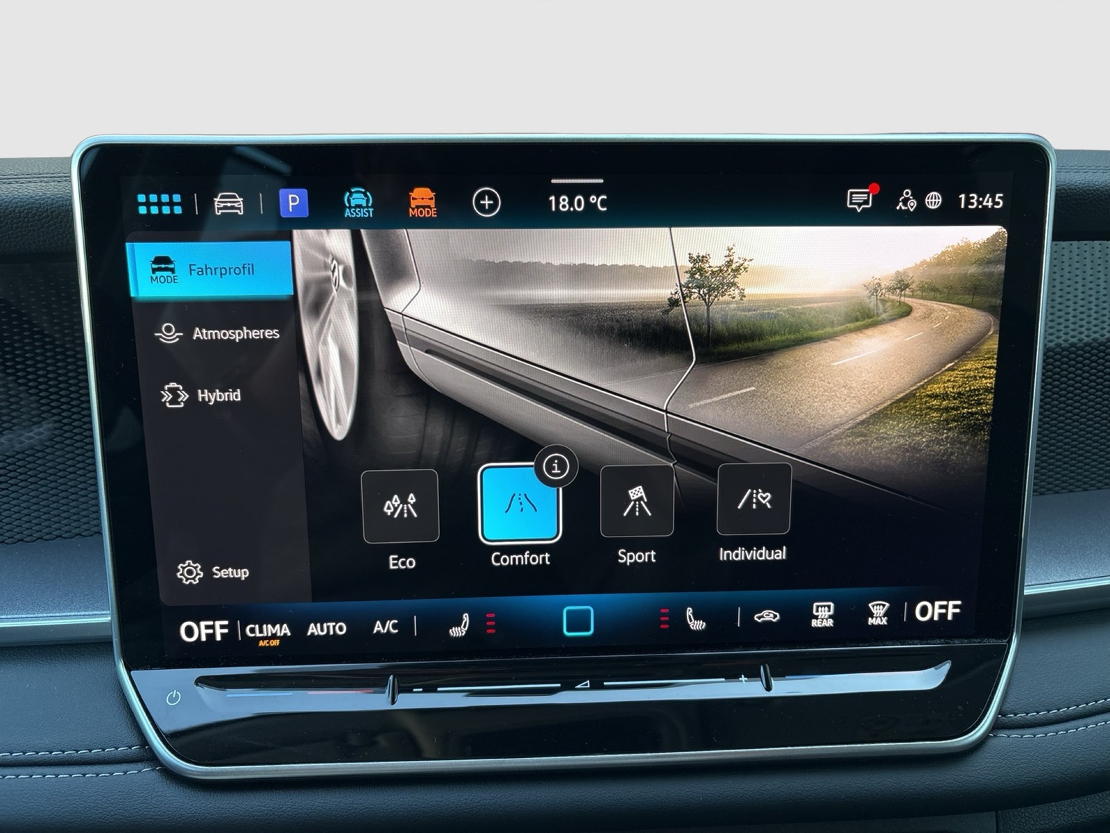 Volkswagen Tayron 1.5 HYBRID LIFE AHK CAM ACC LM18 CARPLAY