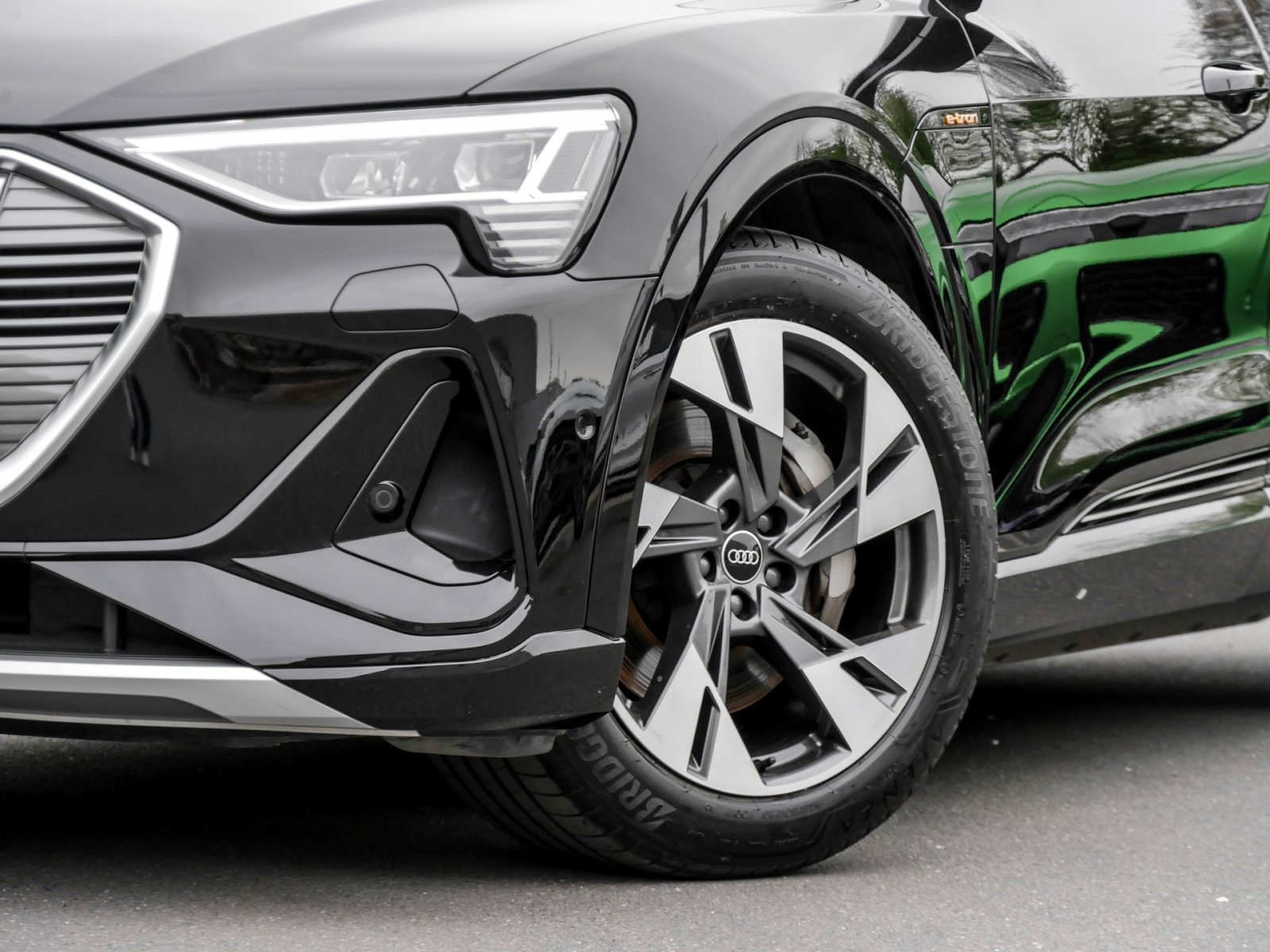 Audi e-tron 50 quattro S-LINE NAVI PANO AHK CAM LM20