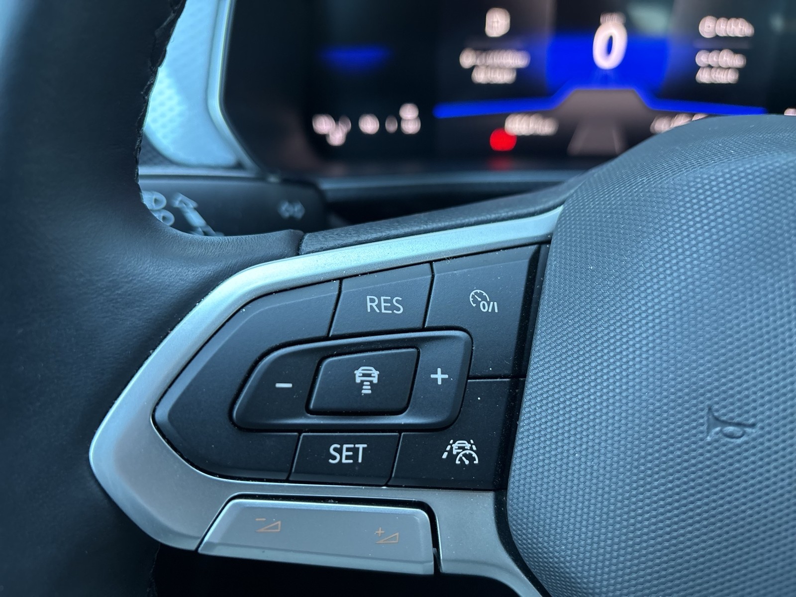 Volkswagen T-Cross 1.0 GOAL ACC NAVI ALU CARPLAY SITZHEIZ.