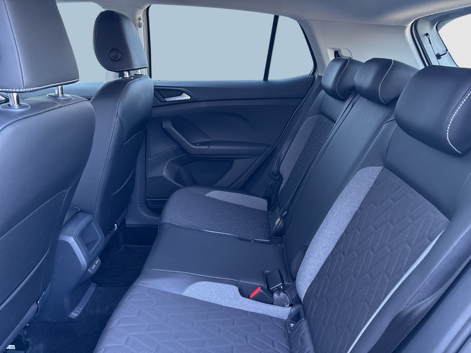 Volkswagen T-Cross 1.0 GOAL ACC NAVI ALU CARPLAY SITZHEIZ.