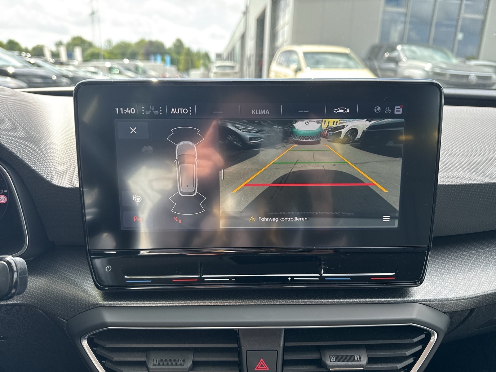 Seat Leon ST 1.5 eTSI STYLE STANDHZ. CAM ACC NAVI