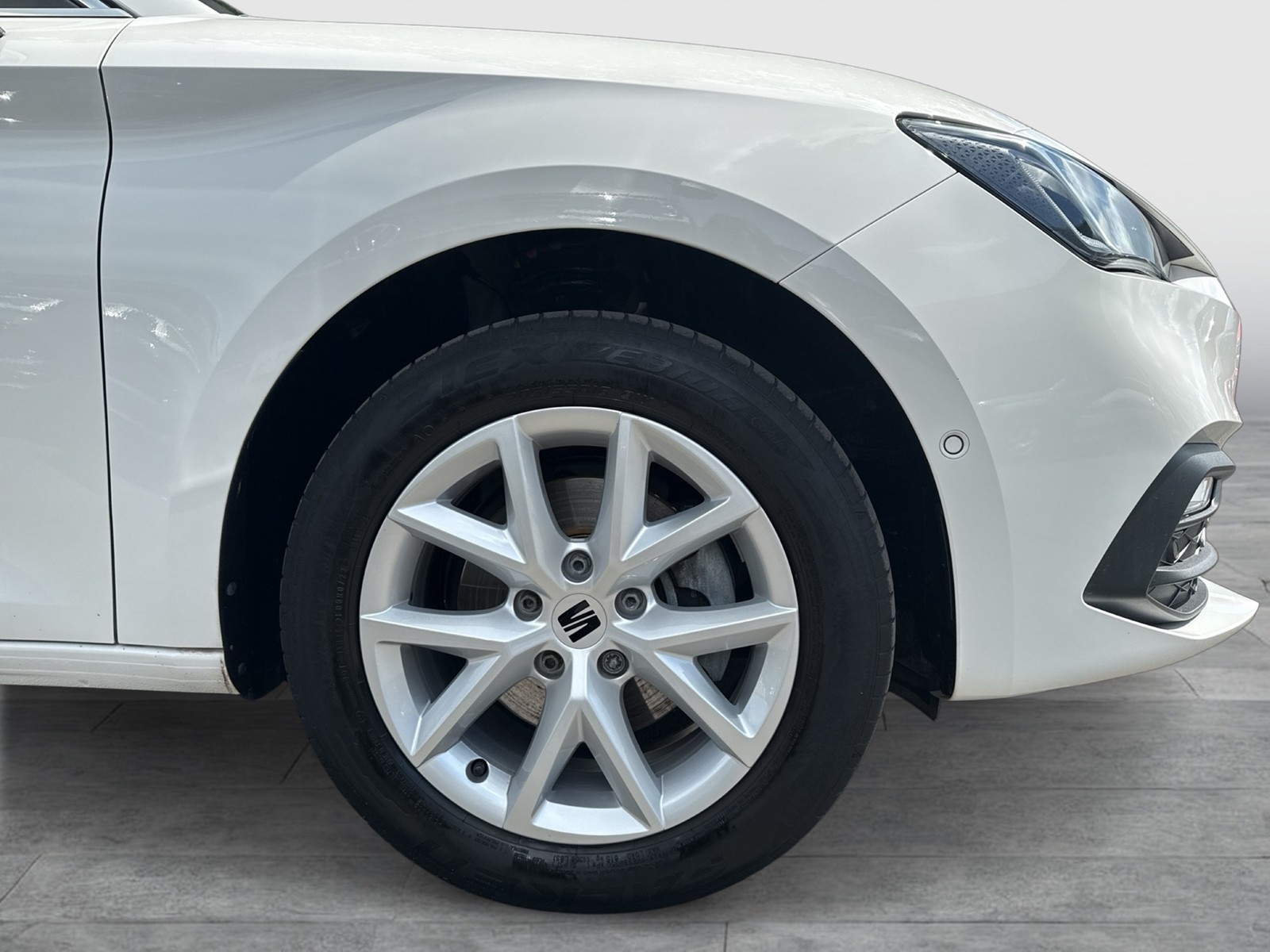 Seat Leon ST 1.5 eTSI STYLE STANDHZ. CAM ACC NAVI