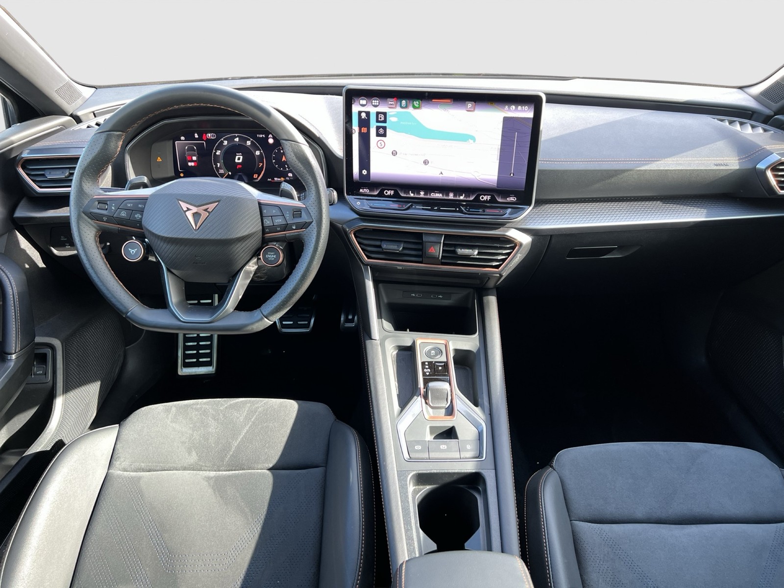 Cupra Leon ST 1.5 HYBRID AHK CAM ACC LM18 EKLAPPE NAVI