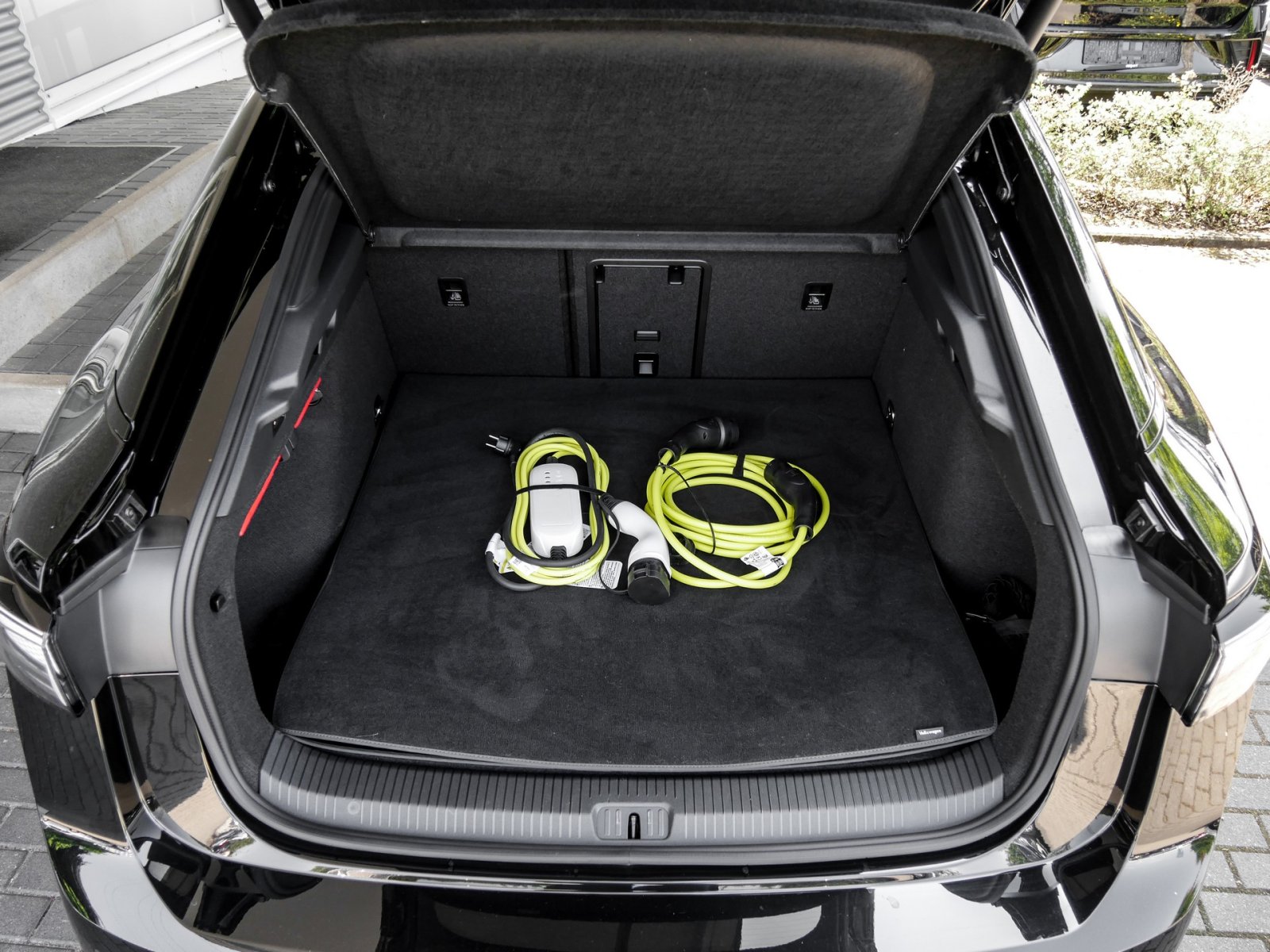 Volkswagen ID.7 PRO WÄRMEPUMPE AHK 360°CAM ACC LM20 EKLAPPE