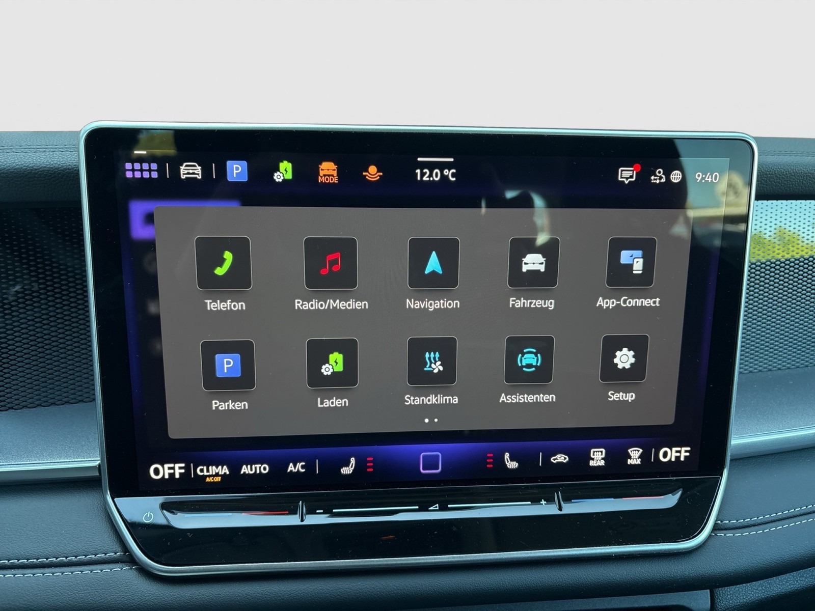 Volkswagen Tayron 1.5 HYBRID LIFE AHK CAM ACC CARPLAY