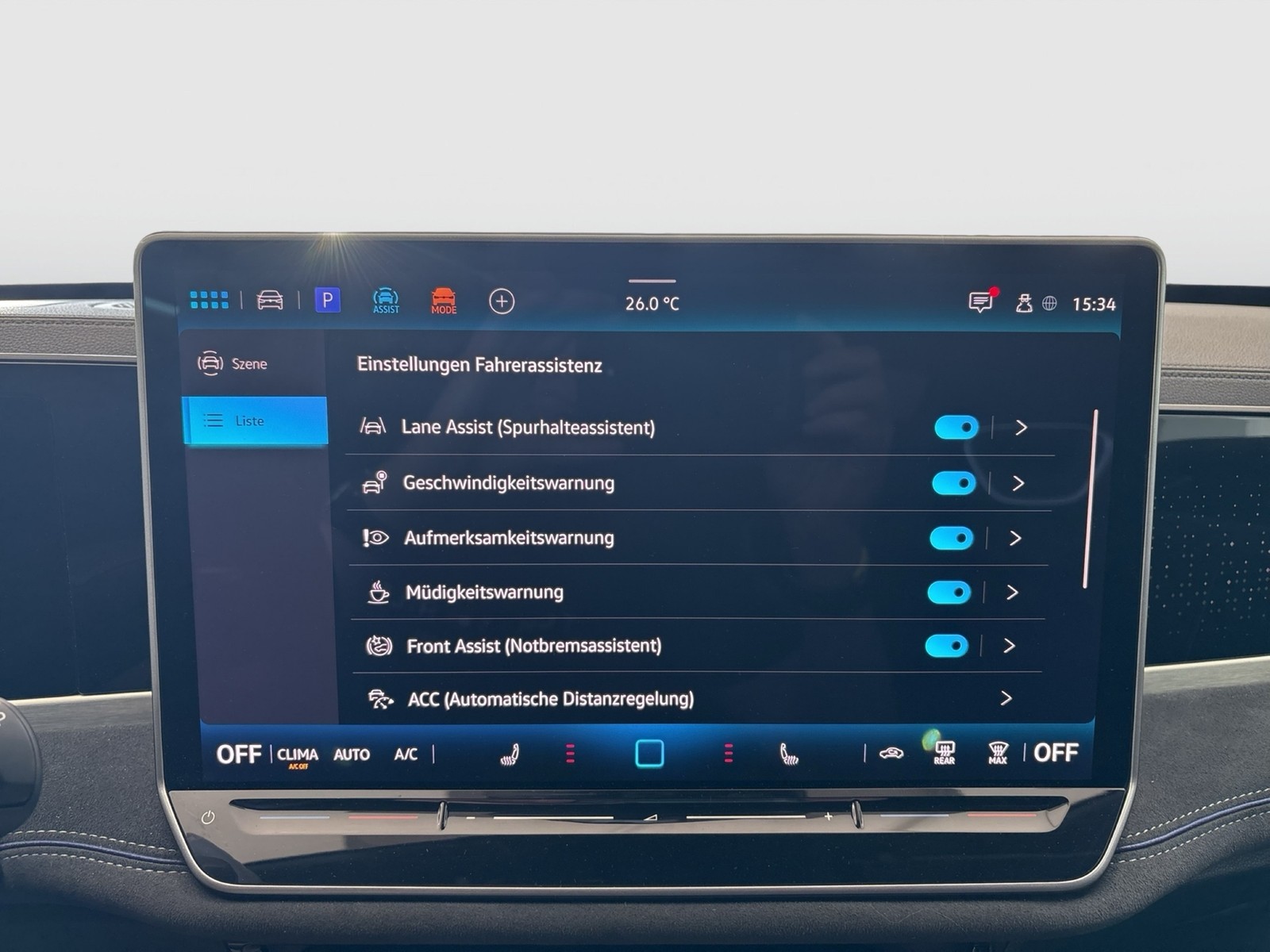 Volkswagen Passat Variant 1.5 HYBRID R-LINE AHK CAM HEAD-UP