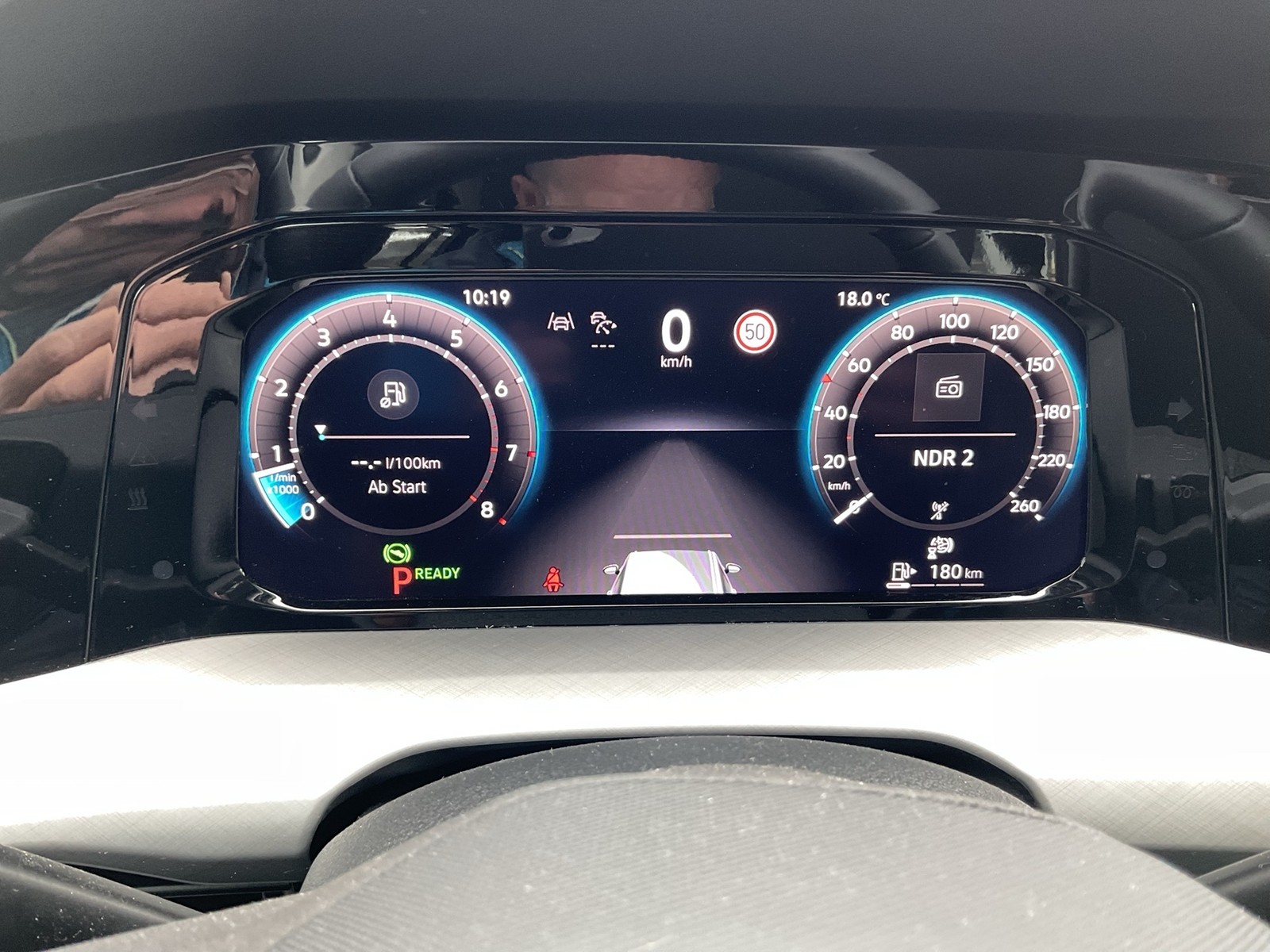Volkswagen Golf Variant VIII 1.5 eTSI LIFE ACC CARPLAY ALU