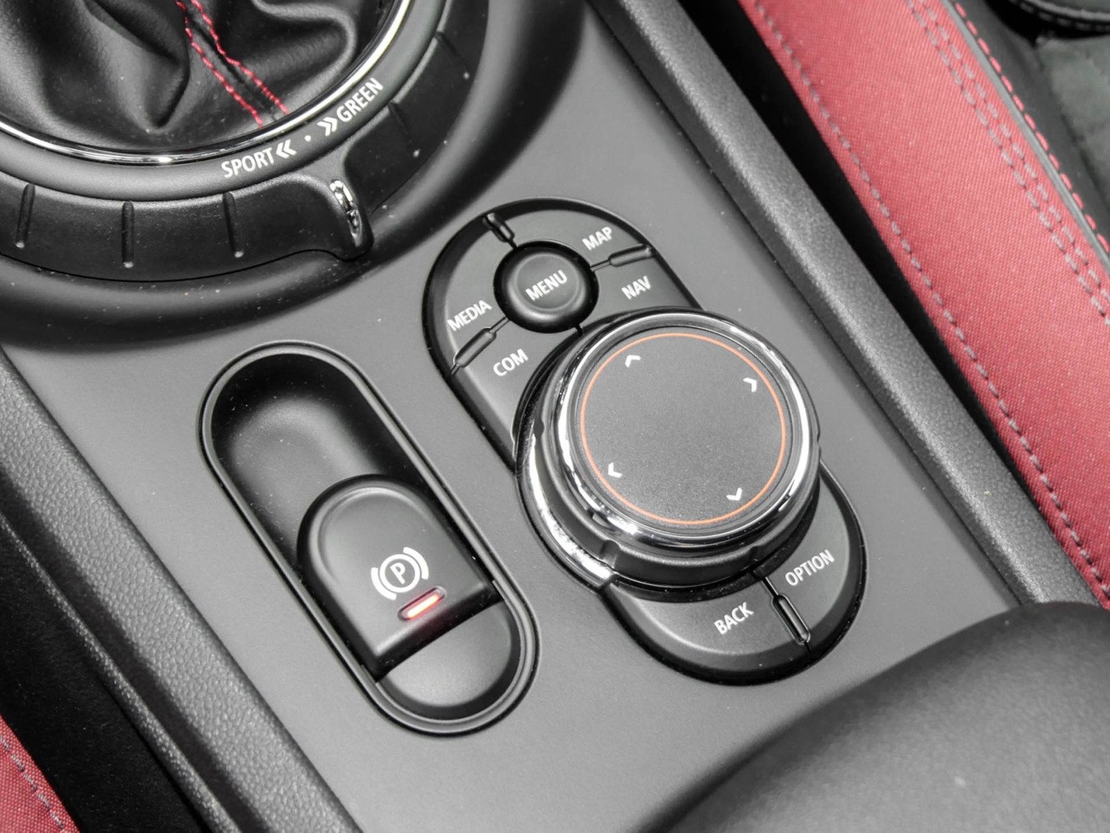 MINI John Cooper Works Clubman ALL4 ALU19 NAVI