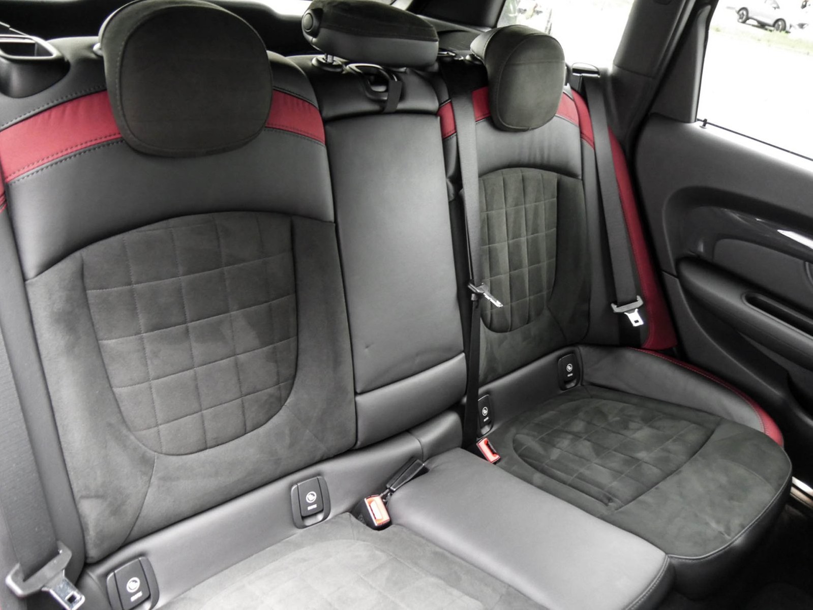 MINI John Cooper Works Clubman ALL4 ALU19 NAVI