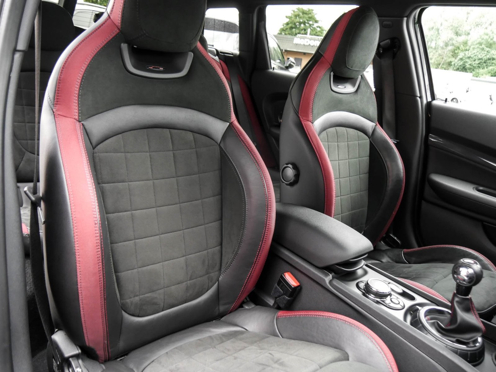 MINI John Cooper Works Clubman ALL4 ALU19 NAVI