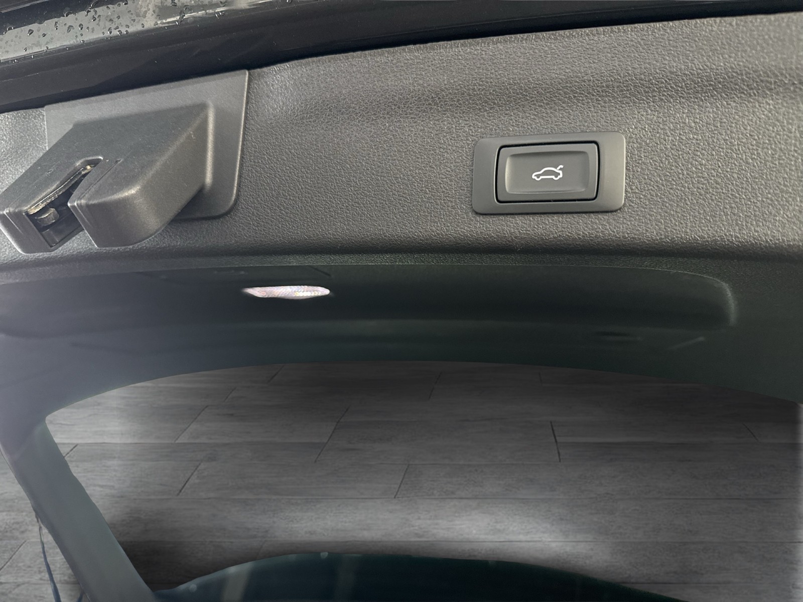 Audi A6 Avant 40 STANDHZ B&O AHK KAMERA LEDER ALU18
