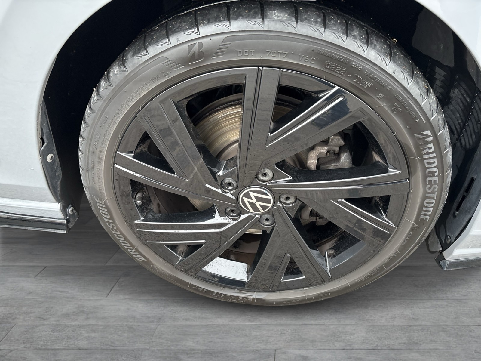 Volkswagen Golf 2.0 R-LINE BLACKSTYLE STANDH ACC NAVI ALU18