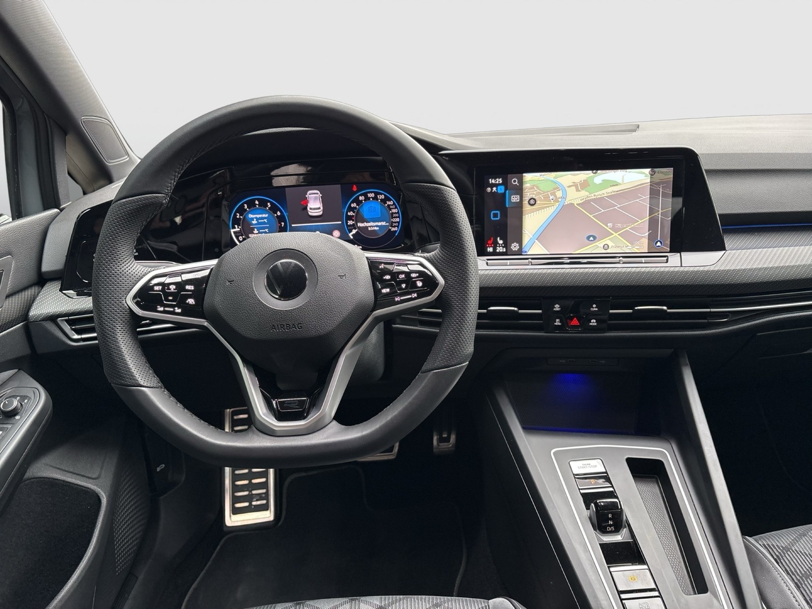 Volkswagen Golf 2.0 R-LINE BLACKSTYLE STANDH ACC NAVI ALU18