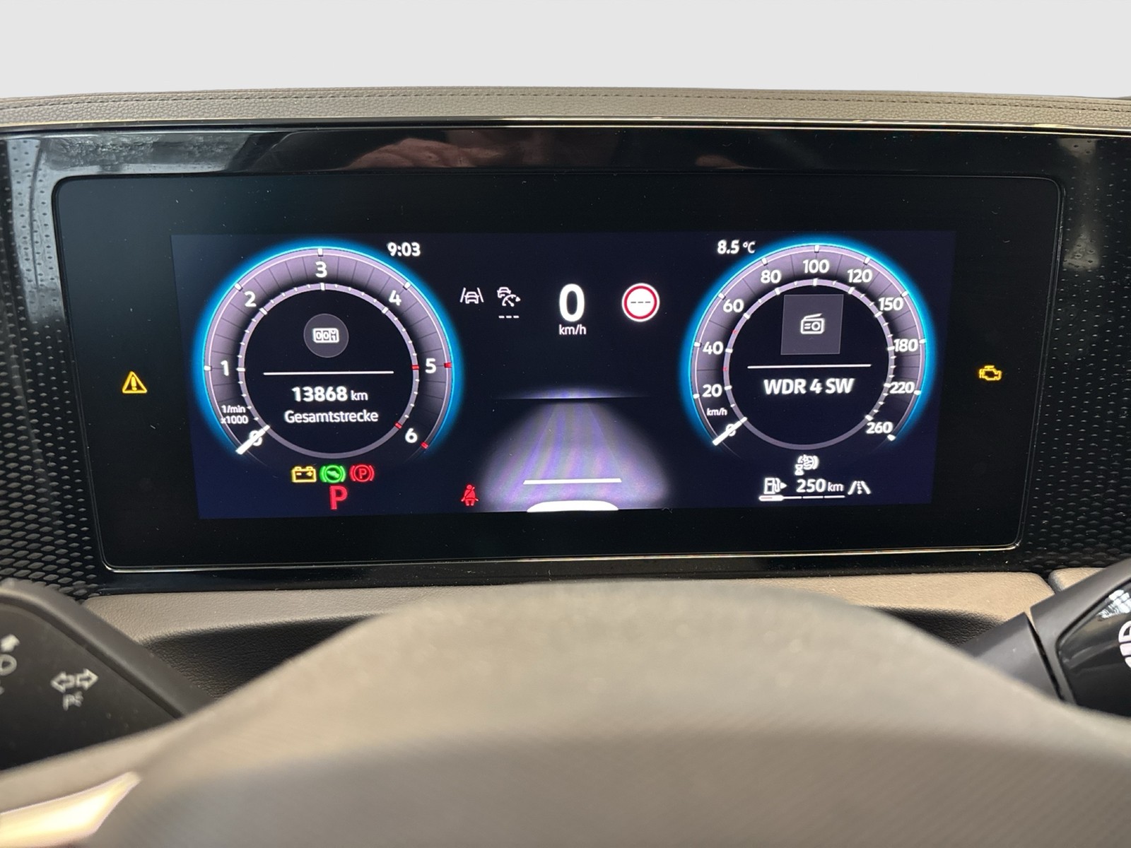 Volkswagen Tiguan 2.0 LIFE 4X4 NEUESMODELL STANDHZ. AHK CAM