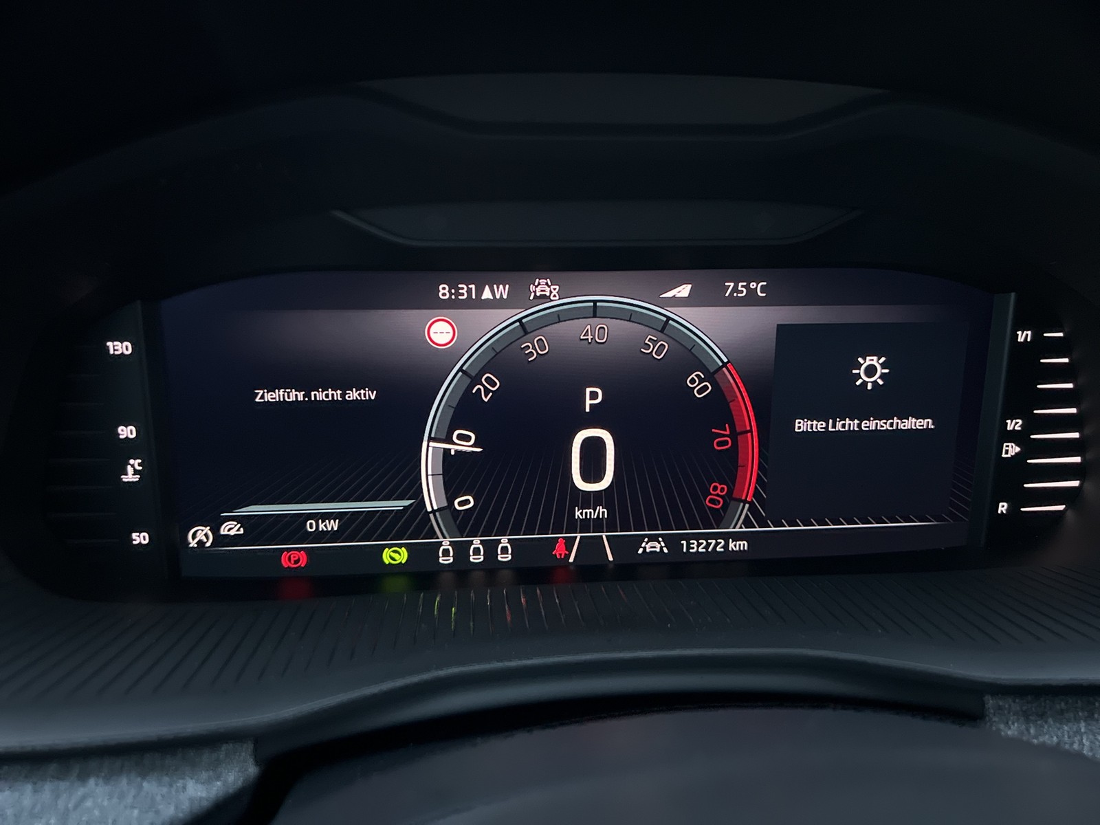 Skoda Scala 1.5 TOUR PANO AHK CAM ACC E-KLAPPE NAVI