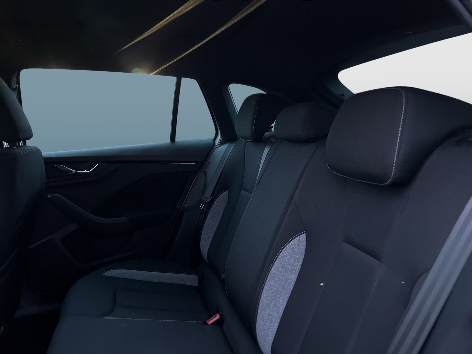 Skoda Scala 1.5 TOUR PANO AHK CAM ACC E-KLAPPE NAVI