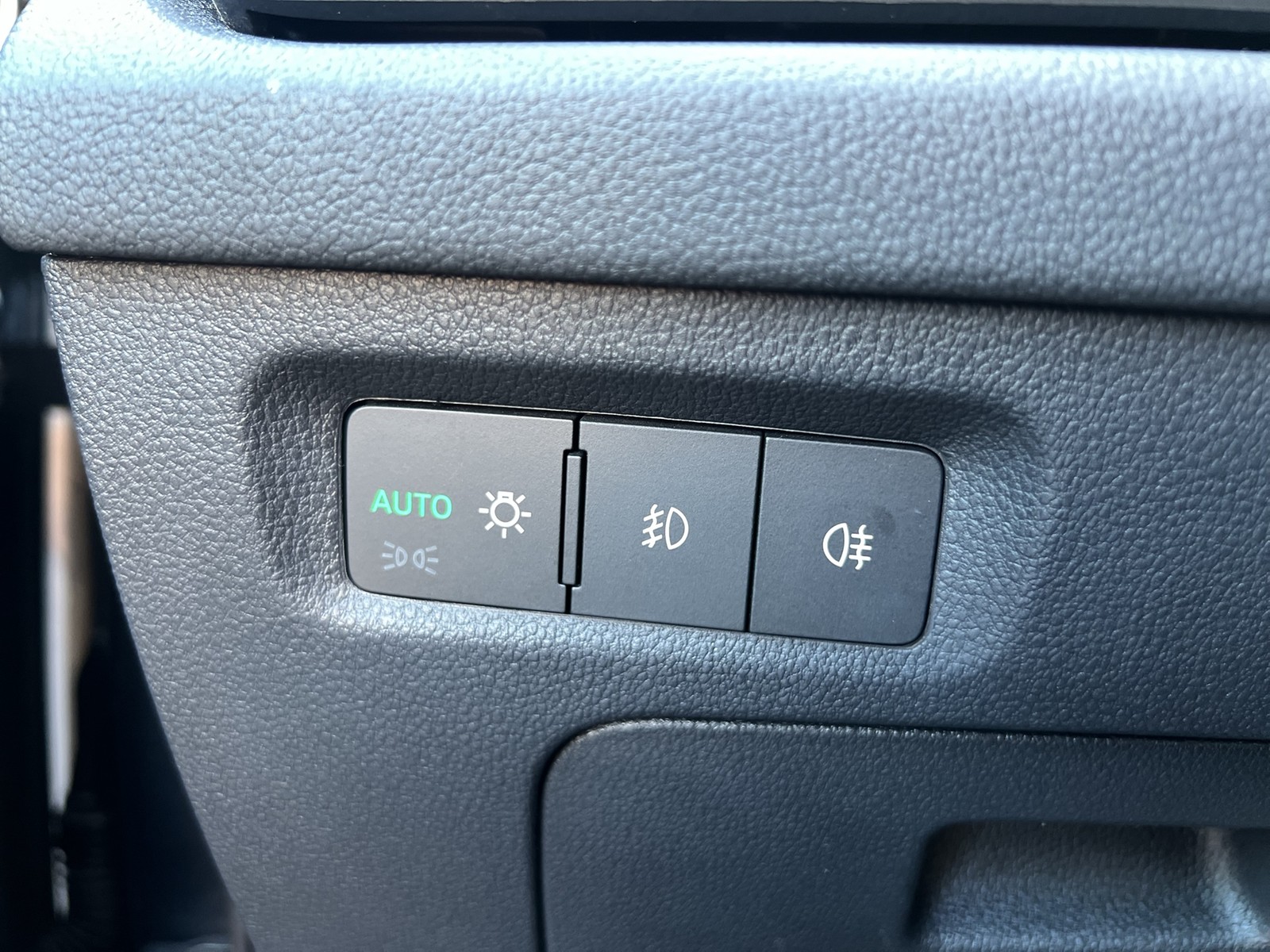 Skoda Octavia Combi 1.4 iV CARPLAY LM17 SITZHEIZUNG