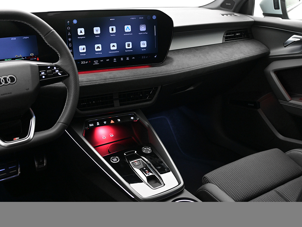Audi A3 allstreet eHYBRID TECH+ INTERIEUR S LM18