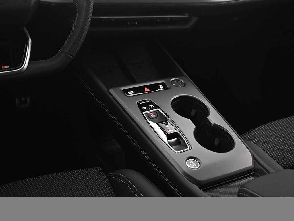 Audi Q4 e-tron S line quattro TECH PLUS LM21