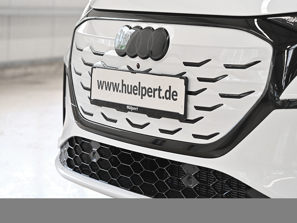Audi Q4 e-tron S line quattro TECH PLUS LM21