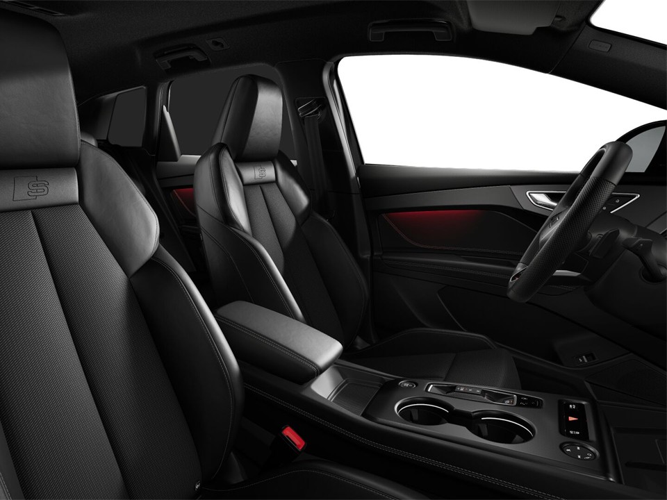Audi Q4 e-tron SUV PERFORMANCE S LINE TECH PLUS LM21