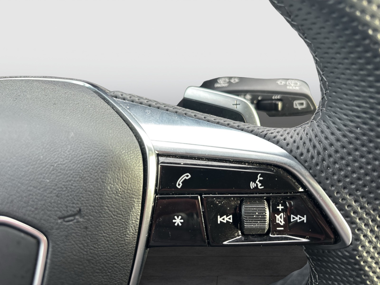 Audi A6 Avant 50 quattro HYBRID S LINE 360°CAM LM19