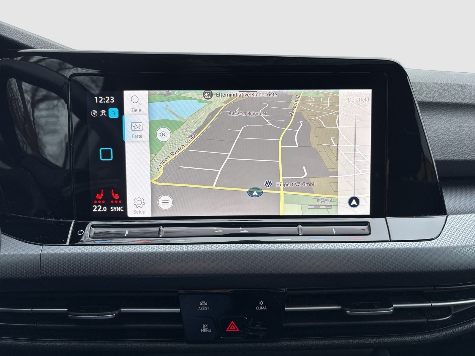 Volkswagen Golf VIII 1.0 eTSI ACTIVE PANO ACC NAVI LM17