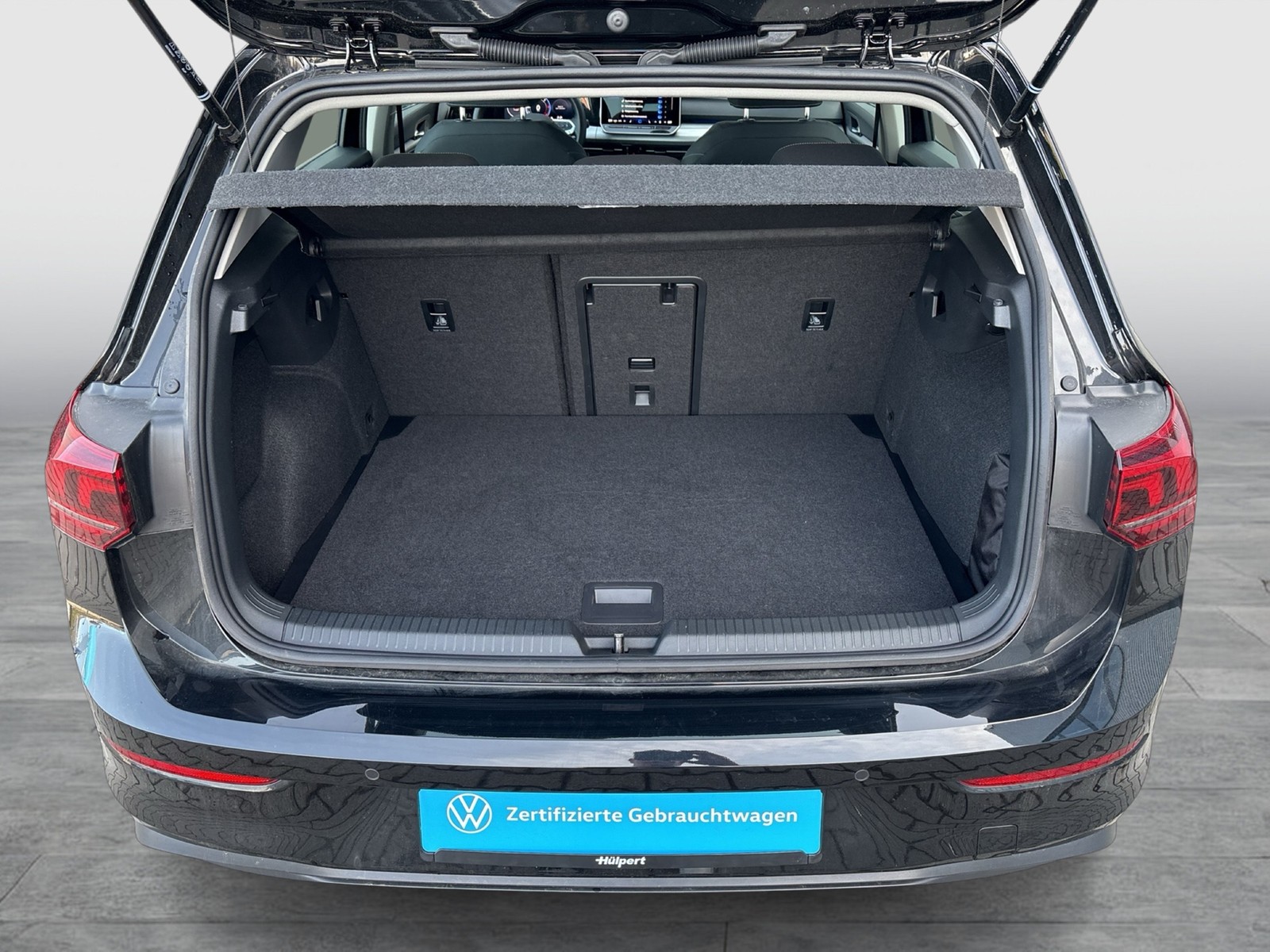 Volkswagen Golf VIII 2.0 LIFE FACELIFT ACC CARPLAY SITZHEIZ