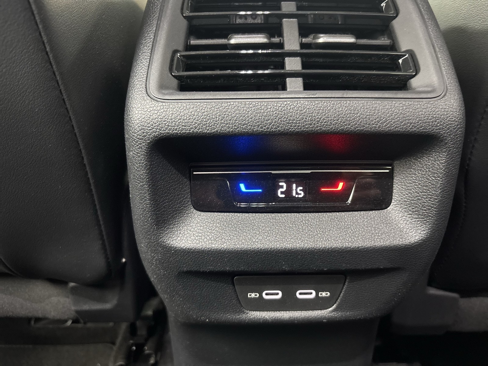 Volkswagen Tiguan 1.5 HYBRID ELEGANCE AHK CAM ACC