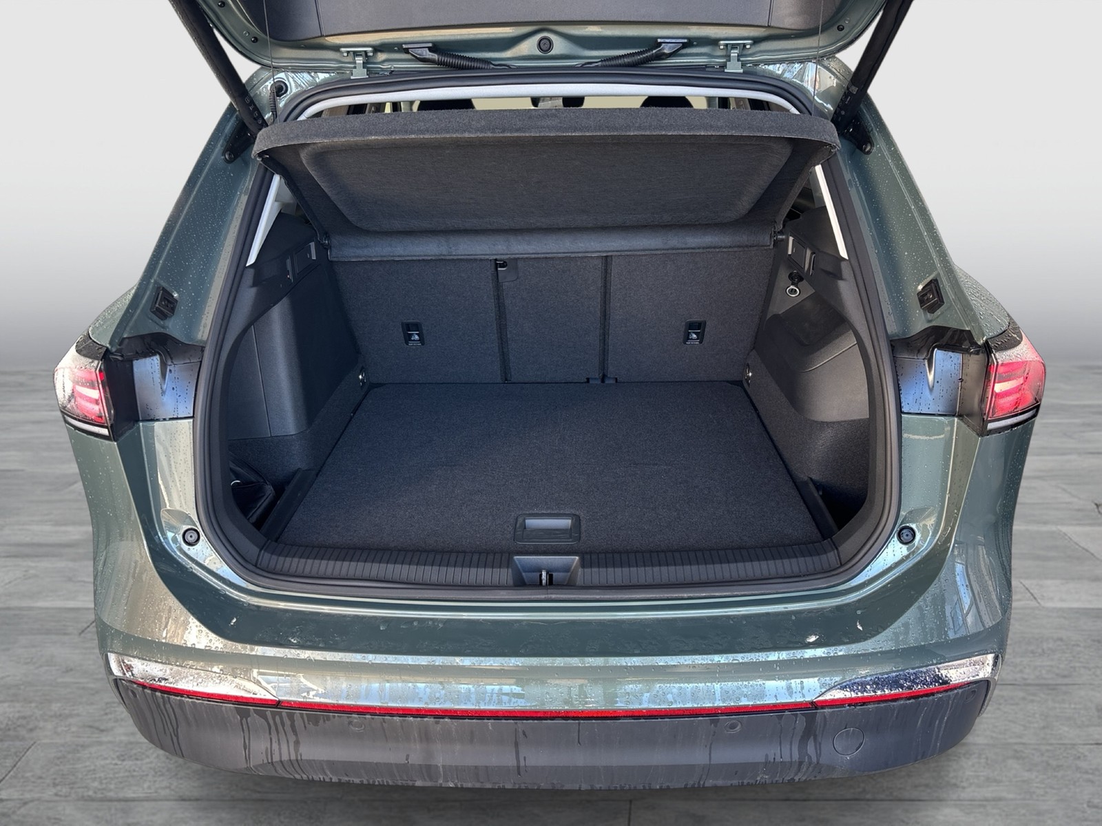 Volkswagen Tiguan 1.5 HYBRID ELEGANCE AHK CAM ACC