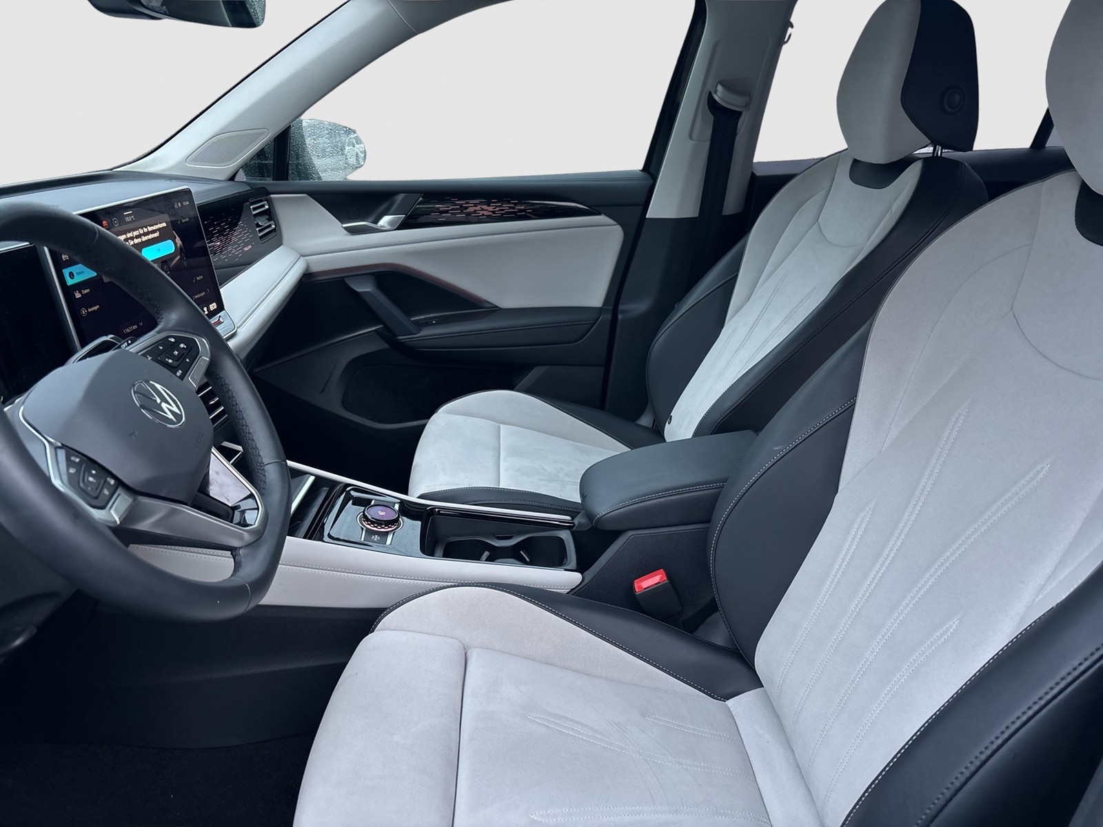 Volkswagen Tiguan 1.5 HYBRID ELEGANCE NEUES MODELL AHK CAM