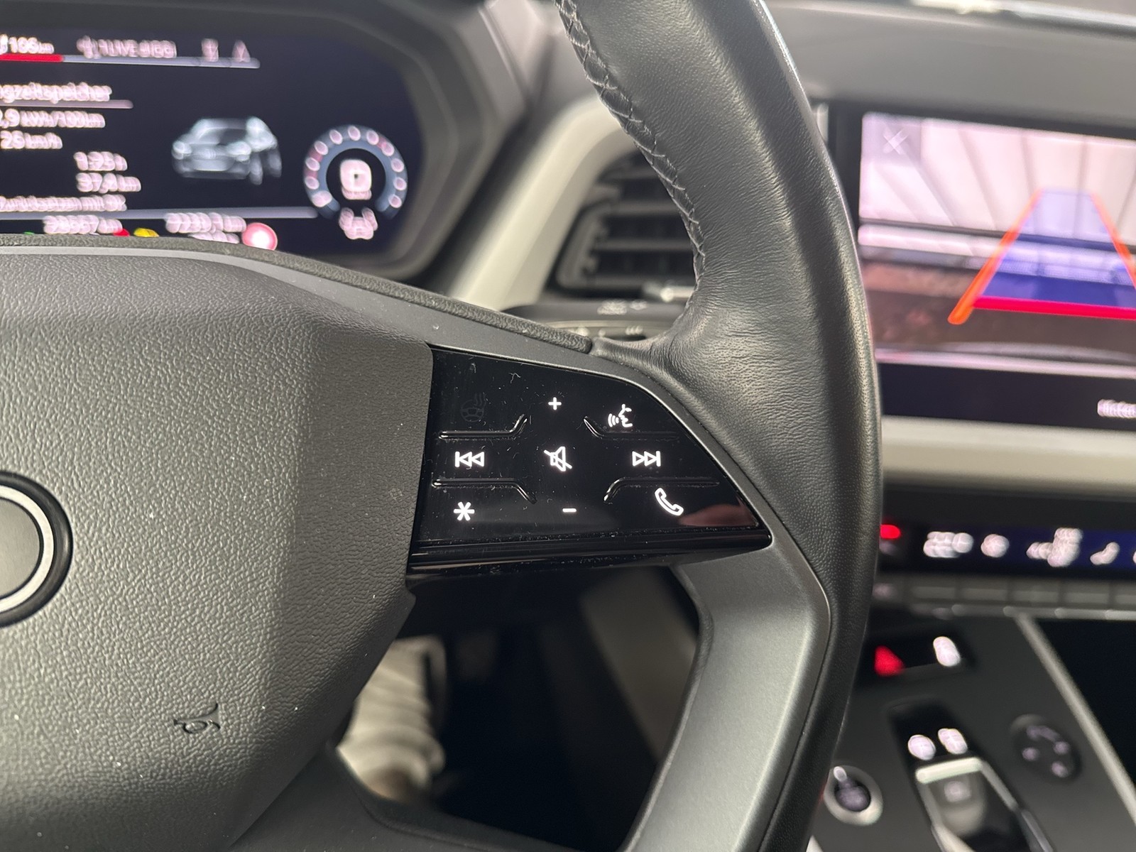 Audi Q4 e-tron Sportback 35 KAMERA ACC LM19 eKLAPPE NAVI+