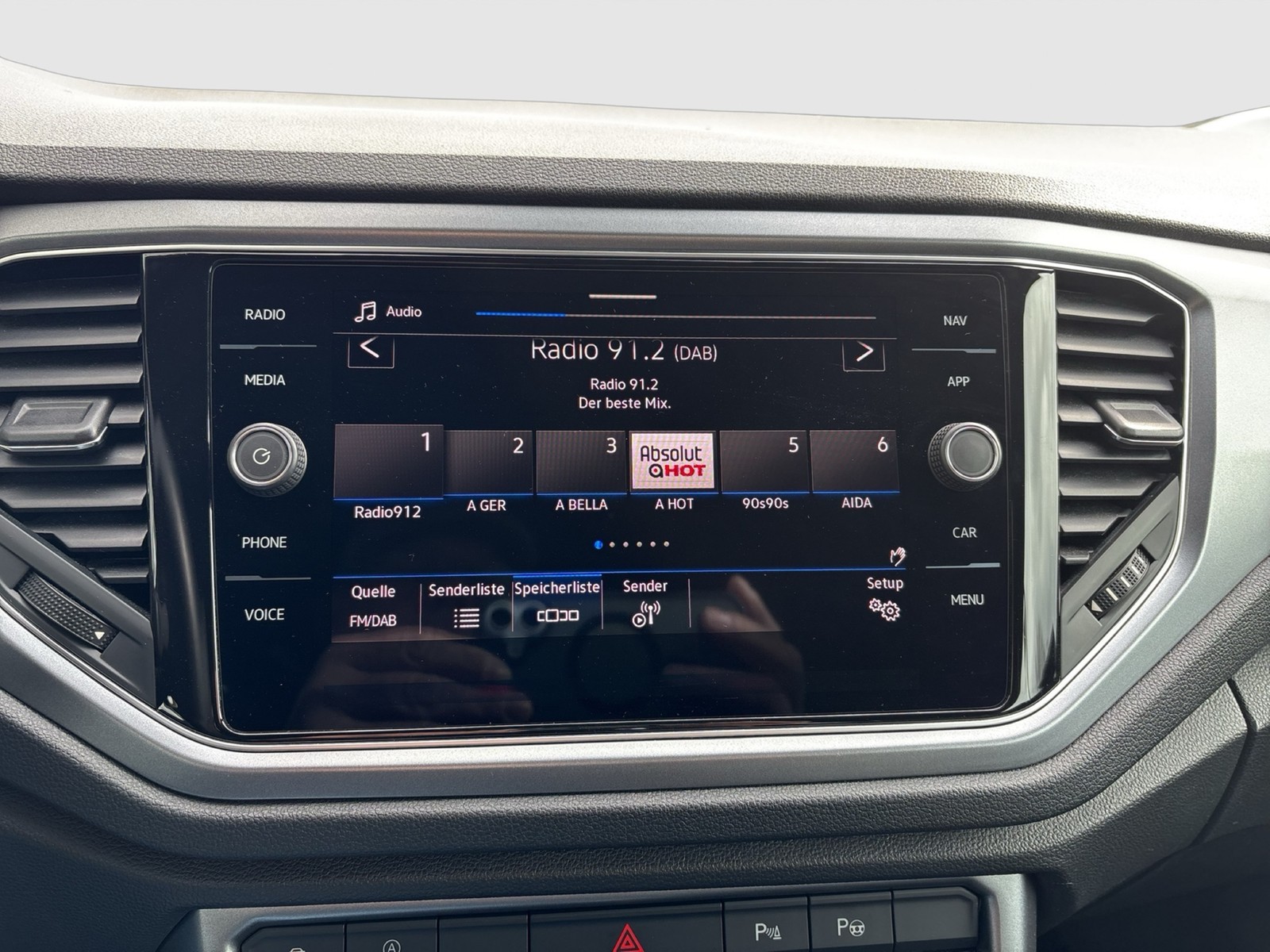 Volkswagen T-Roc Cabrio 1.5 ACTIVE STANDHZ. CAM ACC LM18