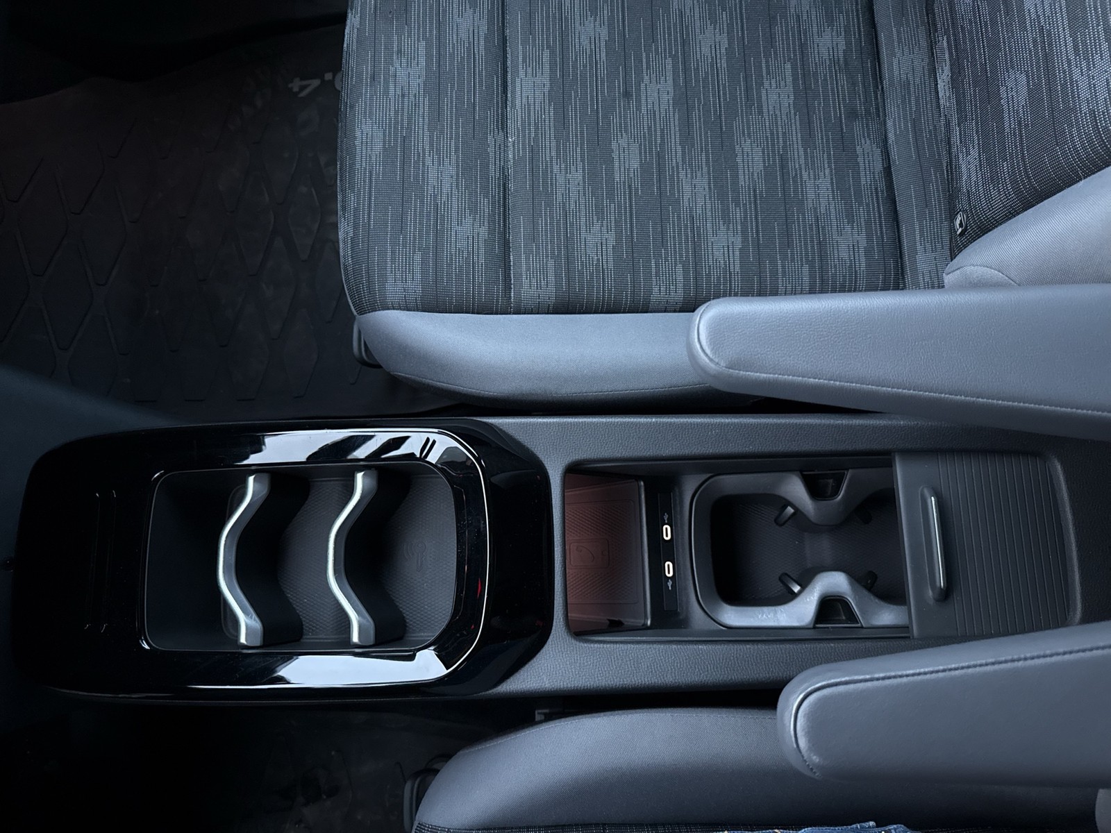 Volkswagen ID.4 Pure Performance HEAD-UP-DISPLAY ACC NAVI